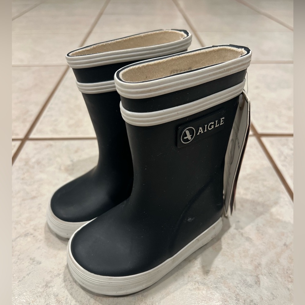 Nwt baby Aigle rain boots size 19
